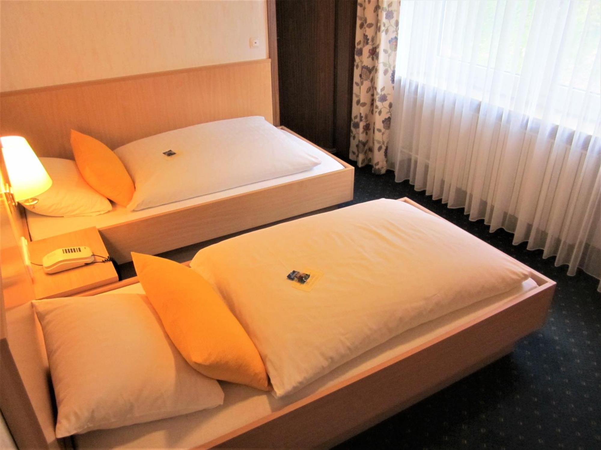 Gasthof Rodachtal Mit Gaestehaus Katharina Schwarzenbach am Wald Chambre photo