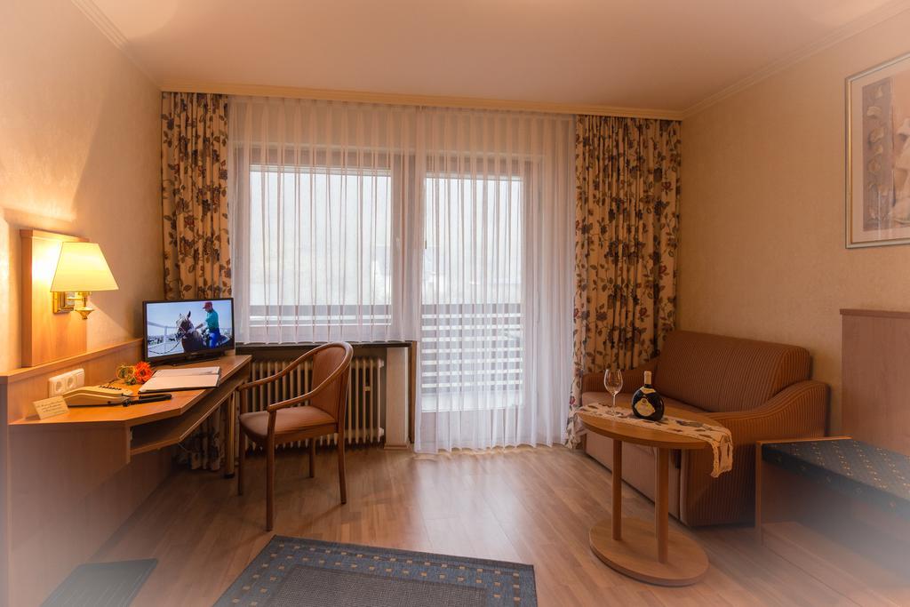 Gasthof Rodachtal Mit Gaestehaus Katharina Schwarzenbach am Wald Extérieur photo